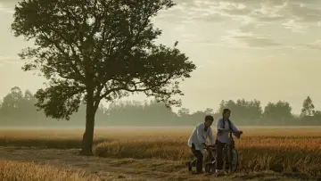 Backdrop to the movie "Dear You" #815337