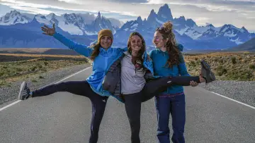 Backdrop to the movie "Patagonian Chimeras" #1195438