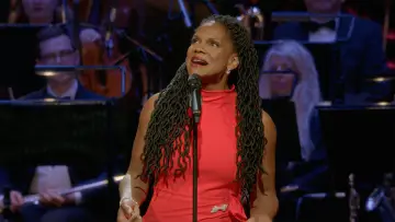 Backdrop to the movie "Audra McDonald: I Am What I Am" #843719