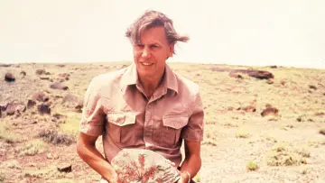Backdrop to the movie "Making Life on Earth: Attenborough’s Greatest Adventure" #916413