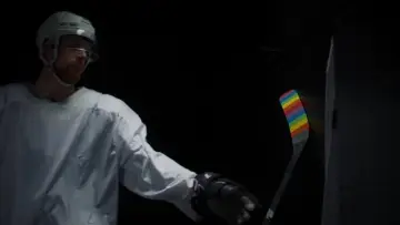 Backdrop to the movie "The Hockey Player" #844294