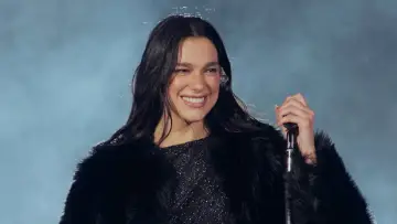 Backdrop to the movie "Dua Lipa: Live From Mexico" #816813