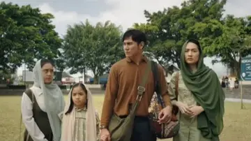 Backdrop to the movie "Ayah, Aku Mau Cerita...." #1195845