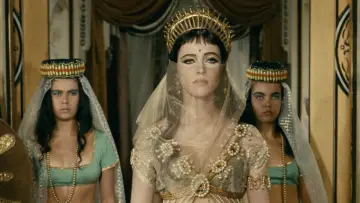 Backdrop to the movie "Scheherazade" #1126310