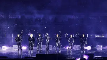Backdrop to the movie "BTS World Tour 