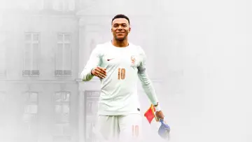 Mbappé, la diplomatie du ballon rond poster