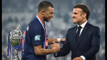 Backdrop to the movie "Mbappé, la diplomatie du ballon rond" #856280
