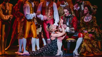 Backdrop to the movie "Royal Ballet & Opera 2026/27: Manon" #921824