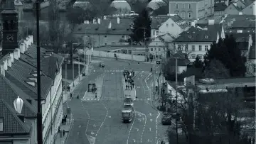 Backdrop to the movie "L’Absurde et l’Exil" #821207