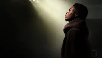 Backdrop to the movie "Bukayo Saka: The Time Is Now" #912458