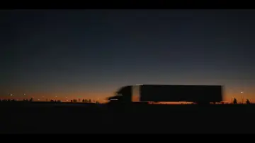 Backdrop to the movie "Wheels of Forgotten Dreams" #918156