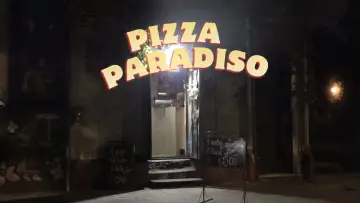 Backdrop to the movie "Pizza Paradiso" #916440