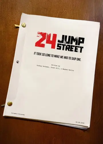 Poster to the movie "24 Jump Street" #914514