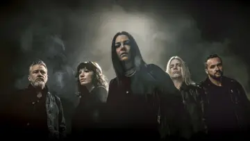 Backdrop to the movie "Evanescence: South American Tour 2023 • Documentary" #945471