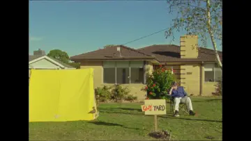 Backdrop to the movie "the guy that lives on my front yard" #928664