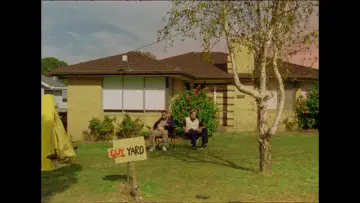 Backdrop to the movie "the guy that lives on my front yard" #928666