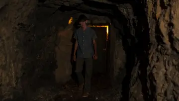 Backdrop to the movie "The Ancestral Mines" #930583