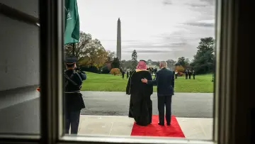Backdrop to the movie "The Crown Prince & The President" #956827