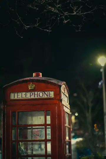 Poster to the movie "The phone" #956379