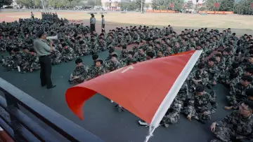 Backdrop to the movie "Student Army" #957615