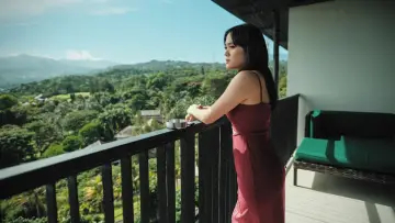 Backdrop to the movie "NAKED" #957410