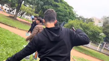 Backdrop to the movie "Jovem Poa" #963372