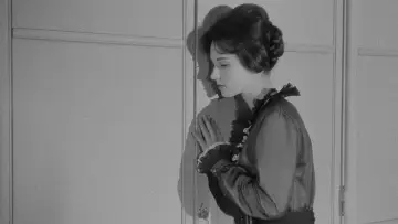 Backdrop to the movie "Judex (Episode 04): The Secret of the Tomb" #1521951
