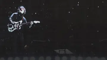 Backdrop to the movie "Lewis Capaldi: Live at American Express Presents BST Hyde Park" #1177301