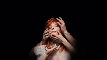 Backdrop to the movie "Mylène Farmer : Égrégore - L