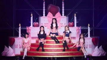 Backdrop to the movie "Red Velvet FAN-CON 