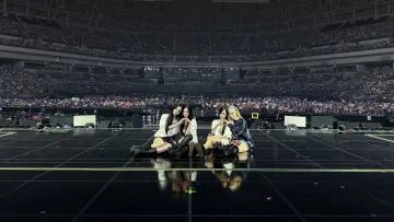 Backdrop to the movie "2026 aespa LIVE TOUR - SYNK : COMPLaeXITY" #1285134
