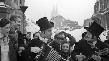 Backdrop to the movie "80 Jahre Kriegsende im Westen - Zwischen Trümmern und Hoffnung" #1433618