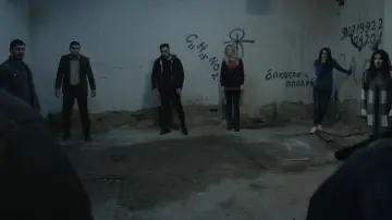 Backdrop to the movie "Warehouse" #1573925