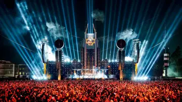 Backdrop to the movie "Rammstein: Live in Mexico City" #1640677