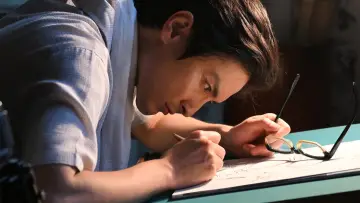 Backdrop to the movie "手塚治虫の戦争" #1523044