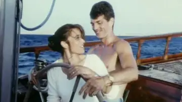 Backdrop to the movie "Voyage" #729359