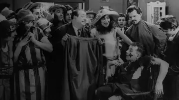 Backdrop to the movie "A Kiss from Mary Pickford" #1571978