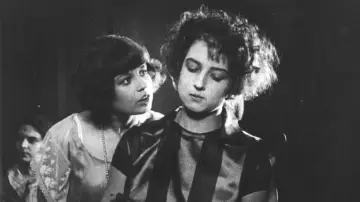 Backdrop to the movie "A Kiss from Mary Pickford" #1571982