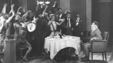 Backdrop to the movie "A Kiss from Mary Pickford" #1571987