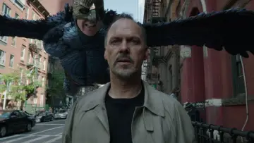 Backdrop to the movie "Birdman or (The Unexpected Virtue of Ignorance)" #590374