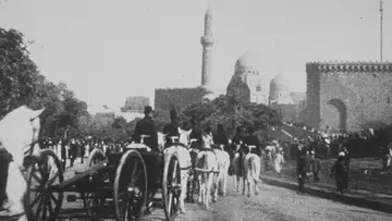 Backdrop to the movie "Cairo, Artillery Parade" #972431