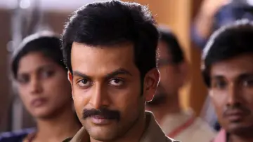Backdrop to the movie "Mumbai Police" #1619471