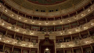 Backdrop to the movie "Opera" #261592