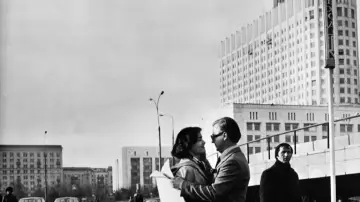 Backdrop to the movie "Moscow Does Not Believe in Tears" #1150814