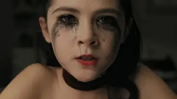 Backdrop to the movie "Orphan" #698972