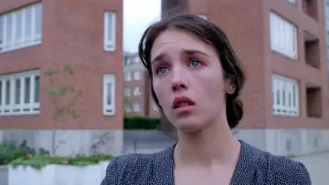 Backdrop to the movie "Possession" #670718