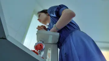 Backdrop to the movie "Possession" #670733