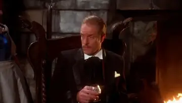 Backdrop to the movie "Elvira