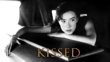 Backdrop to the movie "Kissed" #1129325