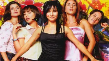 Backdrop to the movie "Charm School" #1126993